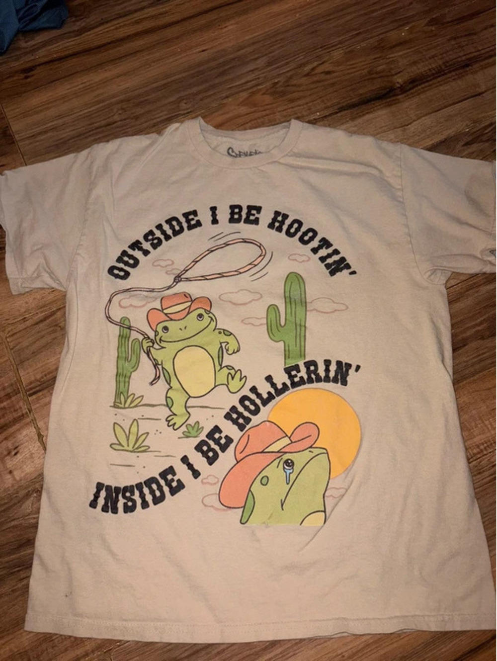 Spencer’s - Hootin’ and Hollerin’ T